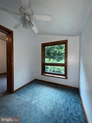 25 & 0 BROAD ST, Ashland, PA 17921