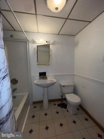 25 & 0 BROAD ST, Ashland, PA 17921