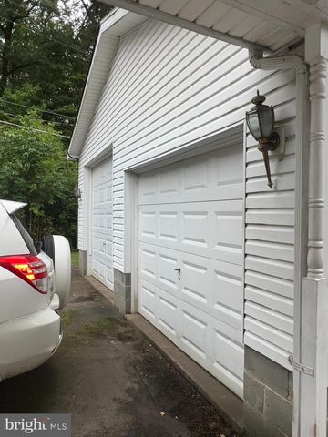25 & 0 BROAD ST, Ashland, PA 17921
