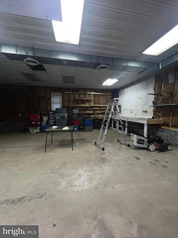 25 & 0 BROAD ST, Ashland, PA 17921