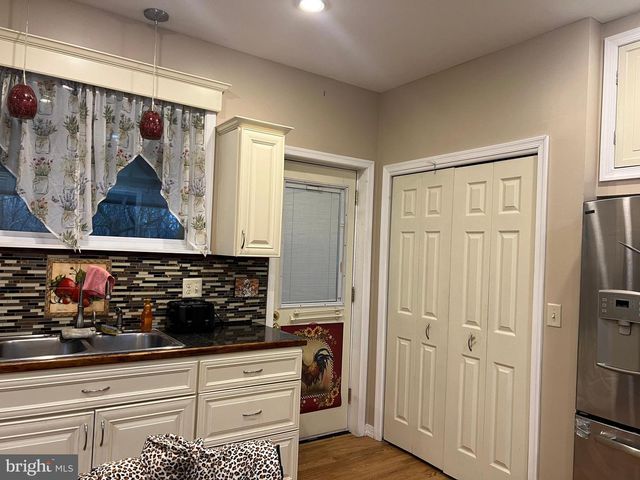 25 & 0 BROAD ST, Ashland, PA 17921