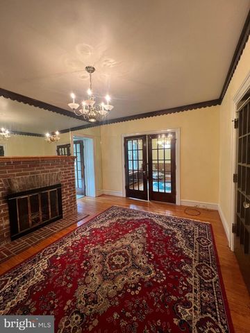 25 & 0 BROAD ST, Ashland, PA 17921