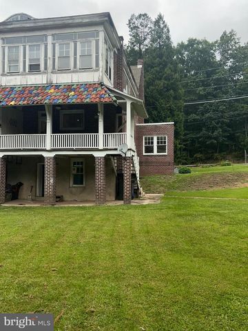 25 & 0 BROAD ST, Ashland, PA 17921