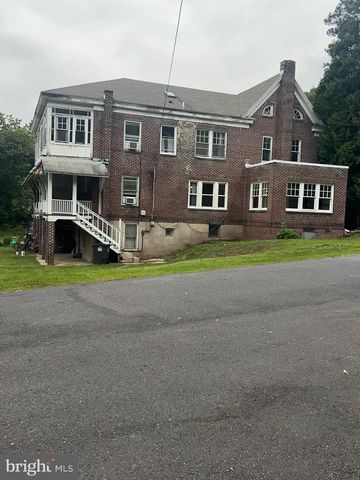 25 & 0 BROAD ST, Ashland, PA 17921