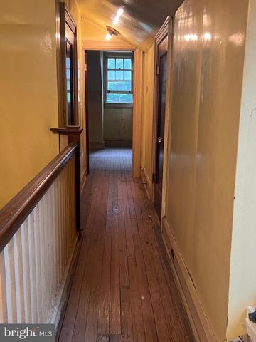 25 & 0 BROAD ST, Ashland, PA 17921