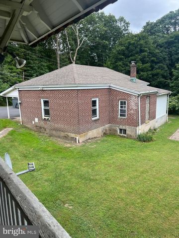 25 & 0 BROAD ST, Ashland, PA 17921