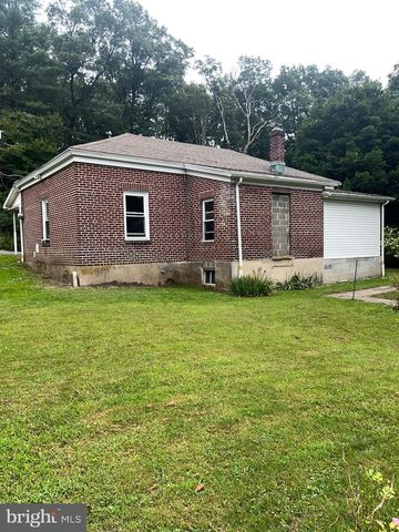 25 & 0 BROAD ST, Ashland, PA 17921