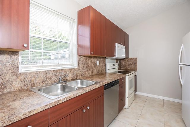 3410 NW 203rd Street, Miami Gardens, FL 33056