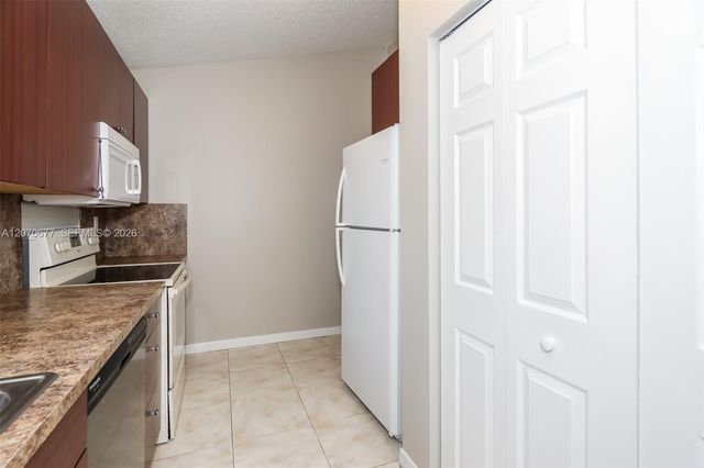 3410 NW 203rd Street, Miami Gardens, FL 33056