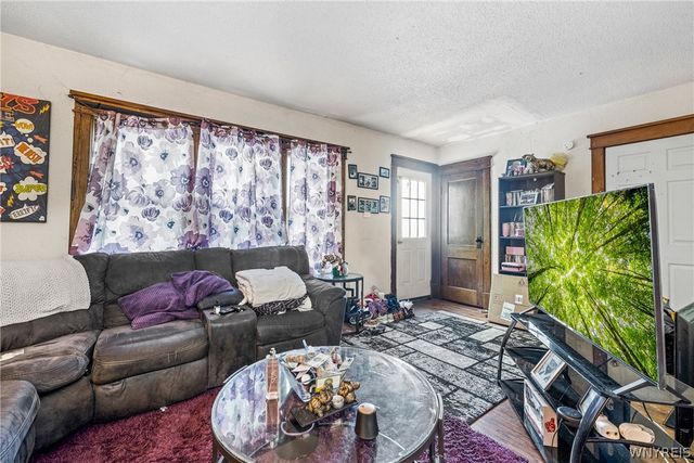 109 Clarence Avenue, Buffalo, NY 14215