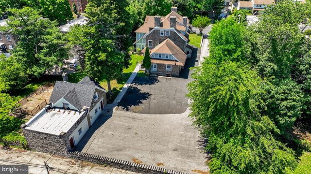 820 E VERNON RD, Philadelphia, PA 19119