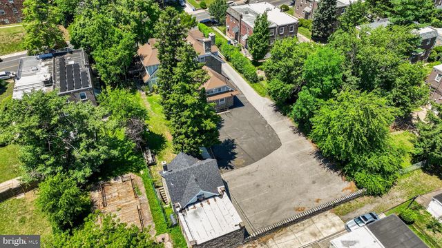 820 E VERNON RD, Philadelphia, PA 19119