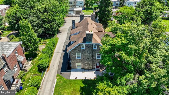 820 E VERNON RD, Philadelphia, PA 19119