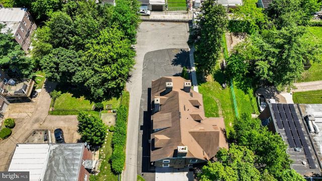 820 E VERNON RD, Philadelphia, PA 19119