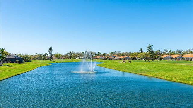 4210 CADDIE DRIVE E 201, Bradenton, FL 34203