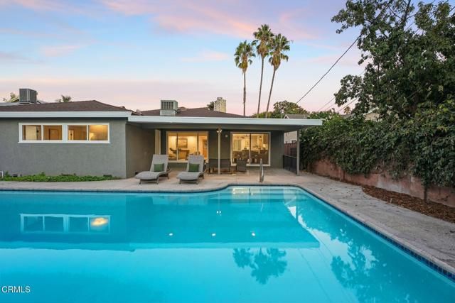 6043 Mary Ellen Avenue, Los Angeles, CA 91401