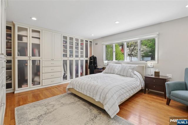160 Magnolia Avenue, Tenafly, NJ 07670