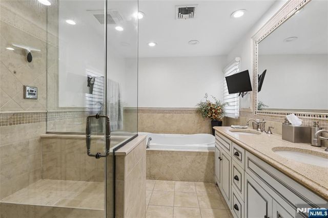 160 Magnolia Avenue, Tenafly, NJ 07670