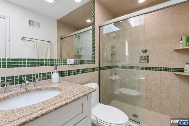 160 Magnolia Avenue, Tenafly, NJ 07670