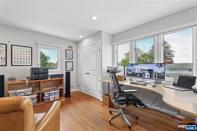 160 Magnolia Avenue, Tenafly, NJ 07670