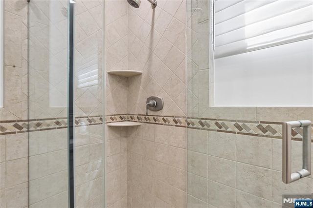 160 Magnolia Avenue, Tenafly, NJ 07670