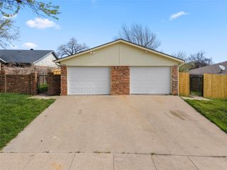 10246 Maverick Drive, Fort Worth, TX 76108