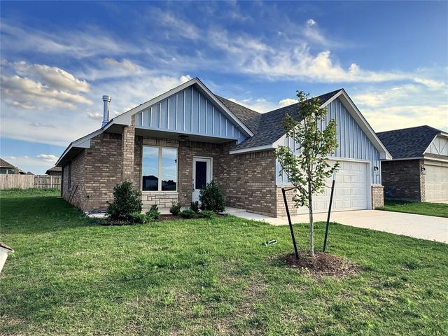 9340 NW 143rd Street, Yukon, OK 73099