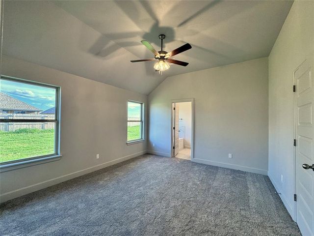 9340 NW 143rd Street, Yukon, OK 73099