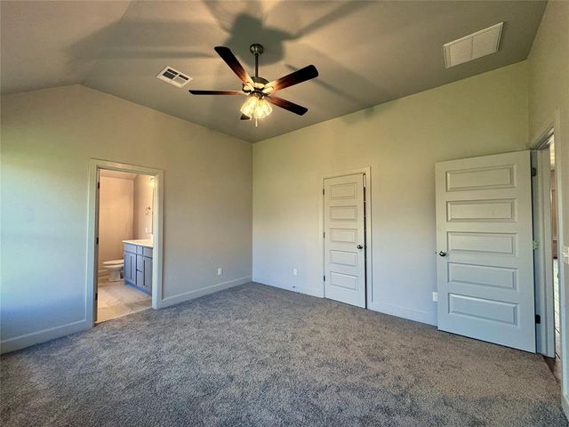 9340 NW 143rd Street, Yukon, OK 73099