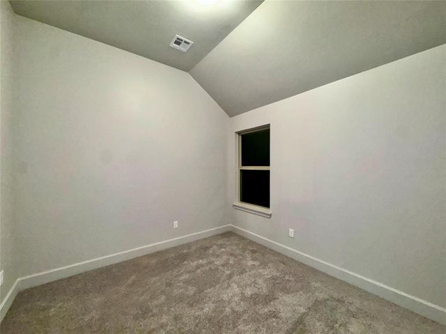 9340 NW 143rd Street, Yukon, OK 73099