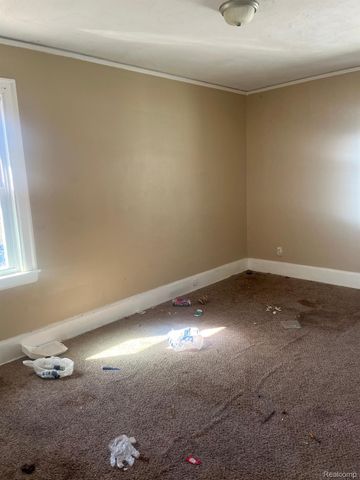 8833 MANOR Street, Detroit, MI 48204