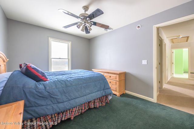 311 Middle Road, Hudson, NY 12534