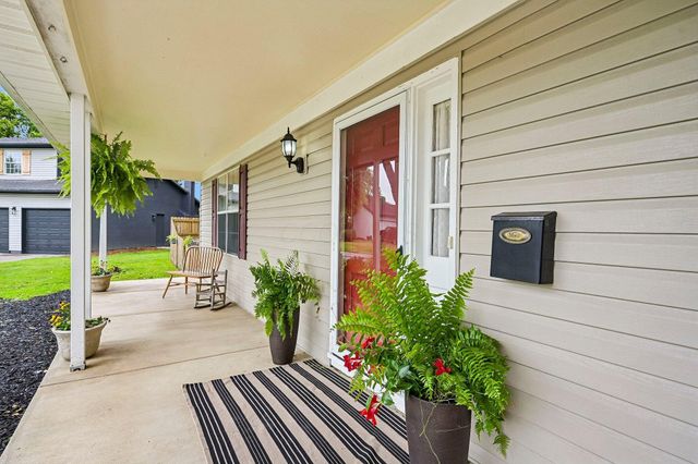 402 Worman Drive, Columbus, OH 43230
