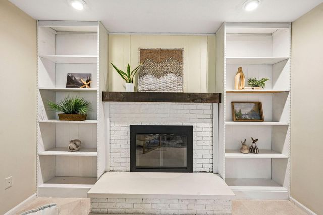 402 Worman Drive, Columbus, OH 43230