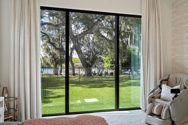 178 SE Via Lago Garda, Port St. Lucie, FL 34952