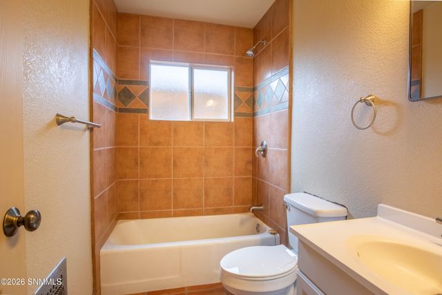 1934 Amis Avenue, Las Cruces, NM 88005