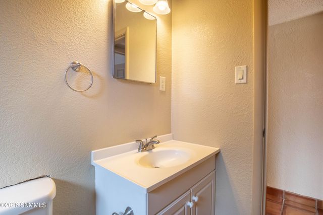 1934 Amis Avenue, Las Cruces, NM 88005