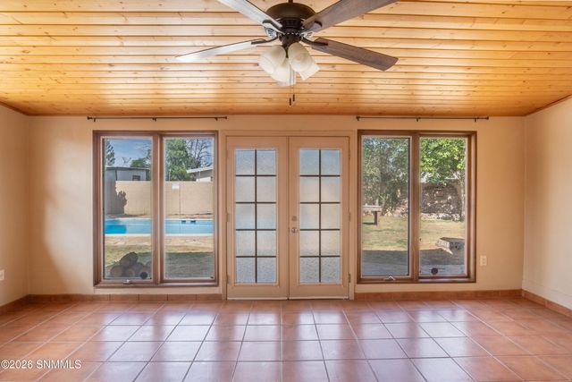 1934 Amis Avenue, Las Cruces, NM 88005