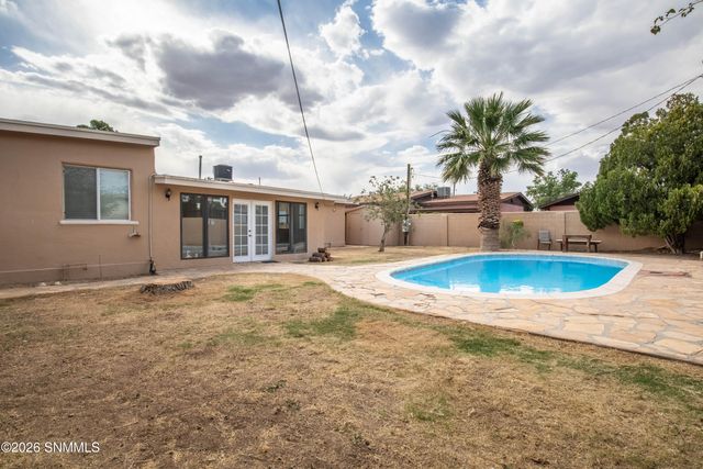 1934 Amis Avenue, Las Cruces, NM 88005