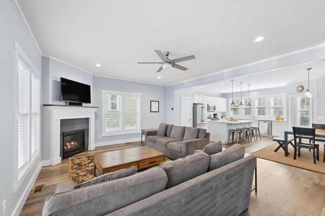 204 Mary Lane, Michigan City, IN 46360