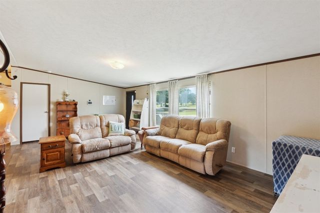 4040 Logan Hills Drive, Guthrie, OK 73044