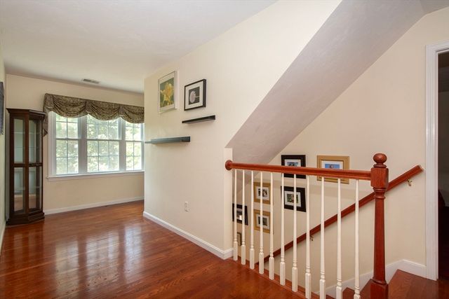 15 Hillside Lane, Bridgewater, MA 02324