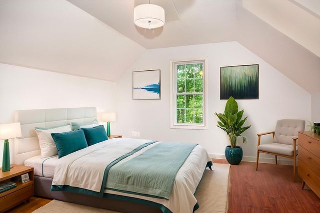 15 Hillside Lane, Bridgewater, MA 02324