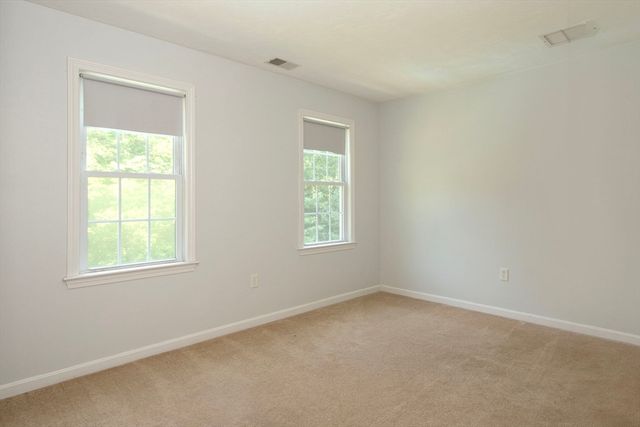 15 Hillside Lane, Bridgewater, MA 02324