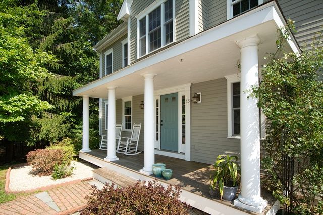 15 Hillside Lane, Bridgewater, MA 02324