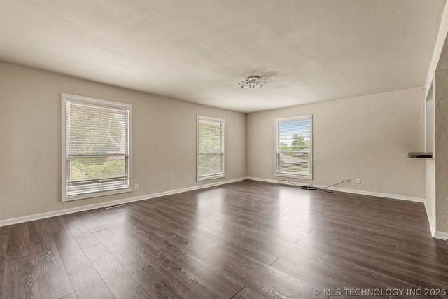 7547 S Urbana Avenue, Tulsa, OK 74136