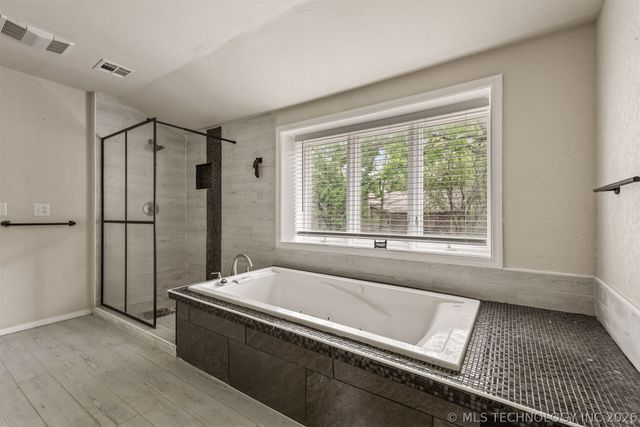 7547 S Urbana Avenue, Tulsa, OK 74136