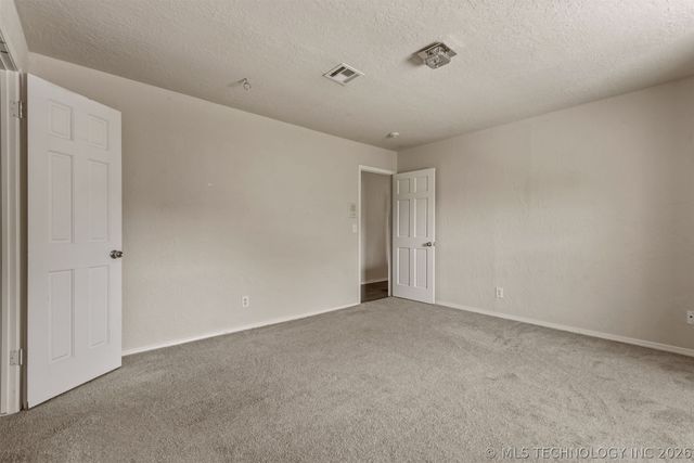 7547 S Urbana Avenue, Tulsa, OK 74136