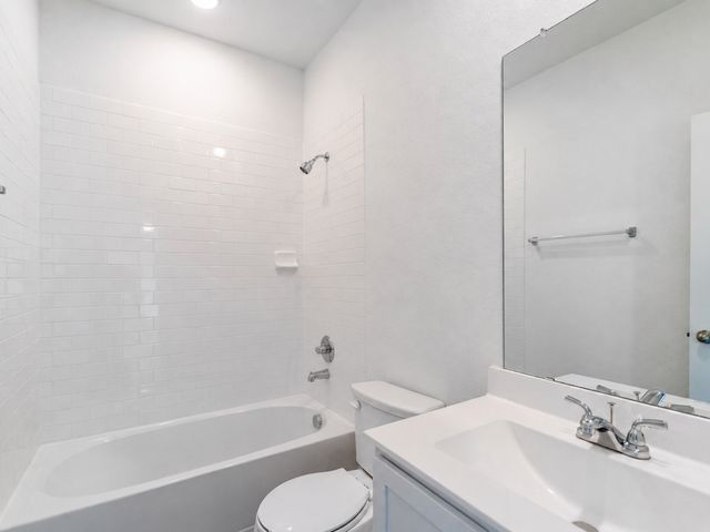11130 Hollinger, Converse, TX 78109