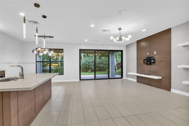 13658 Imperial Topaz Trl, Delray Beach, FL 33446